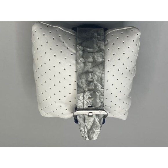 New Watch  FREE DISPLAY CASE - Picture 3 of 5